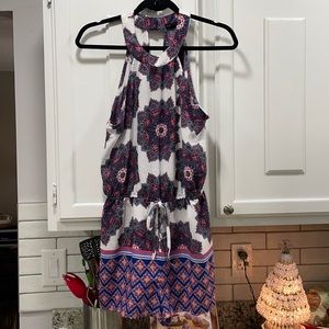 Romper with back button neck closure